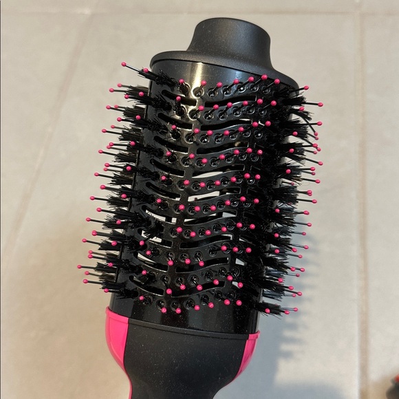 USED ONCE, Revlon Hair Styling Brush - Picture 5 of 5